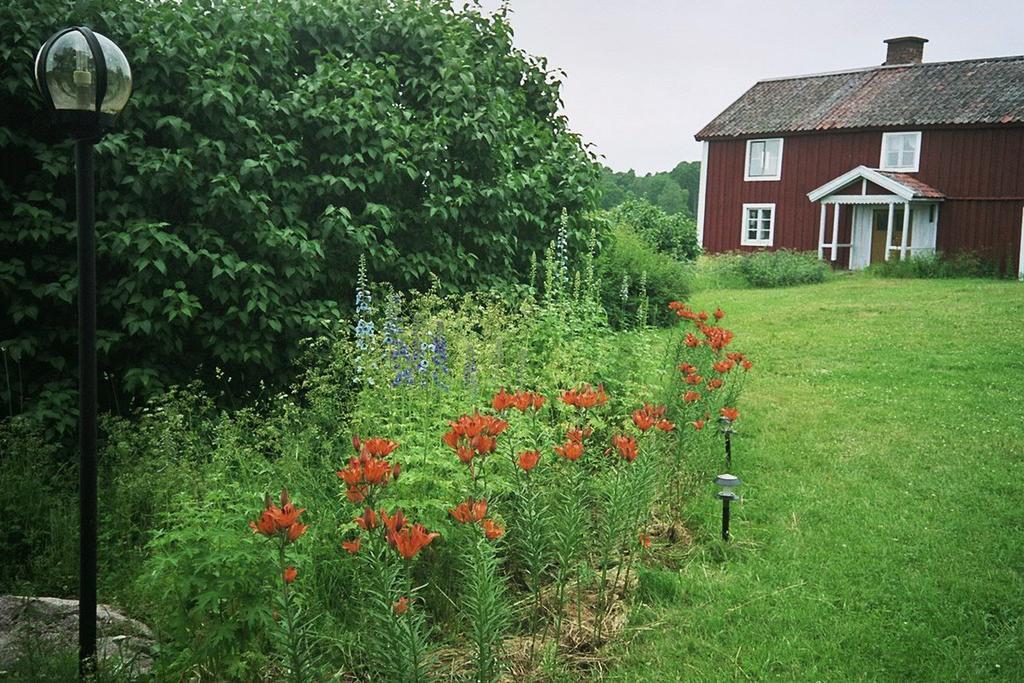 Pensionat Hogarden Boxholm Exterior photo